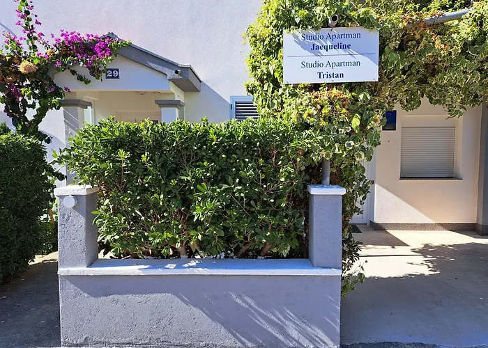 Tristan Διαμέρισμα *